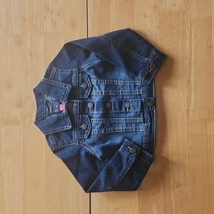 Girl's The Children's Place denim jacket. SIZE 4T.
